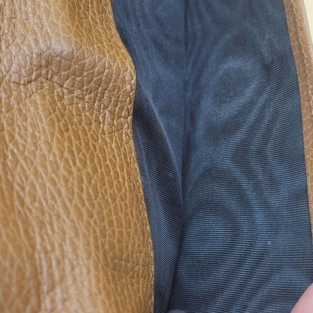 Authentic Gucci Wallet - Picture 9 of 10